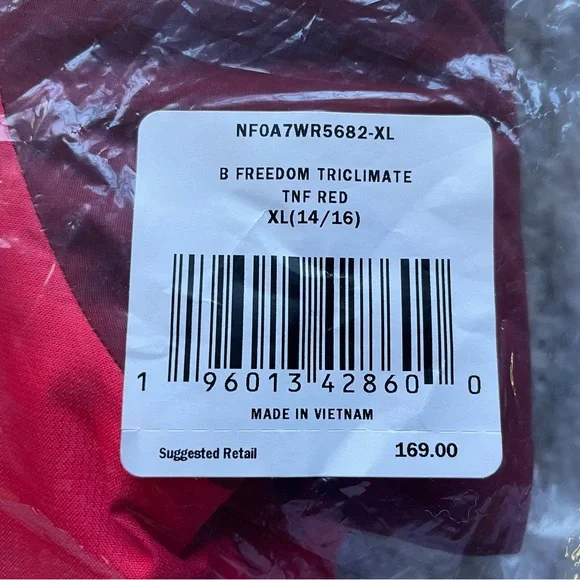 The North Face Freedom Triclimate Jacket Coat Boys New in Package XL 14 16 red - Picture 7 of 10